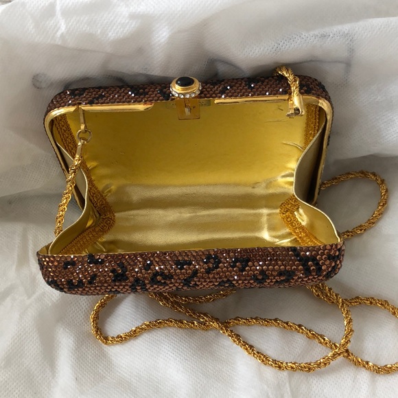 Kathrine Baumann of Beverly Hills, minaudier. - Picture 2 of 4